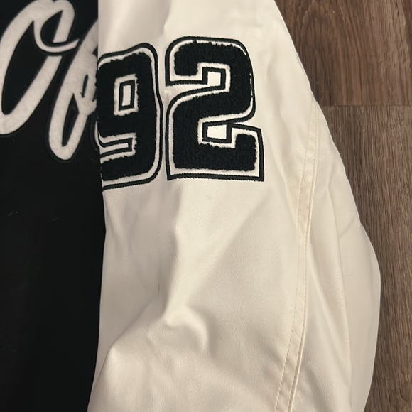 Playoff varsity jacket - Picture 3 of 7